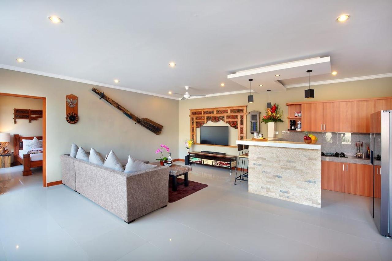 Kae Villa Anggrek Seminyak Exterior foto