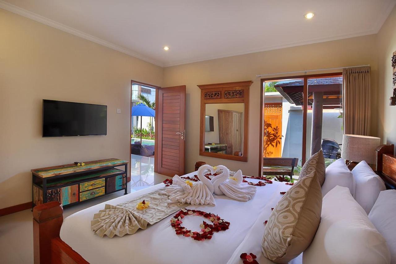 Kae Villa Anggrek Seminyak Exterior foto
